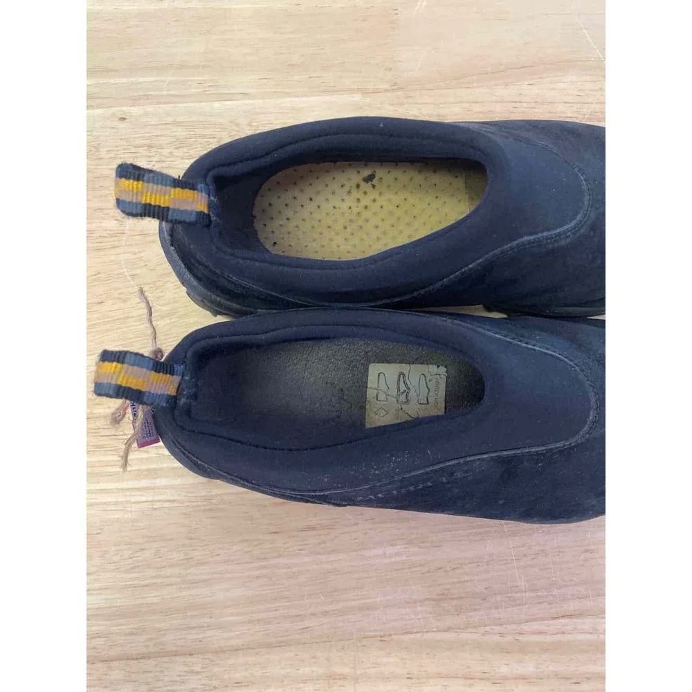 Merrell suede slip